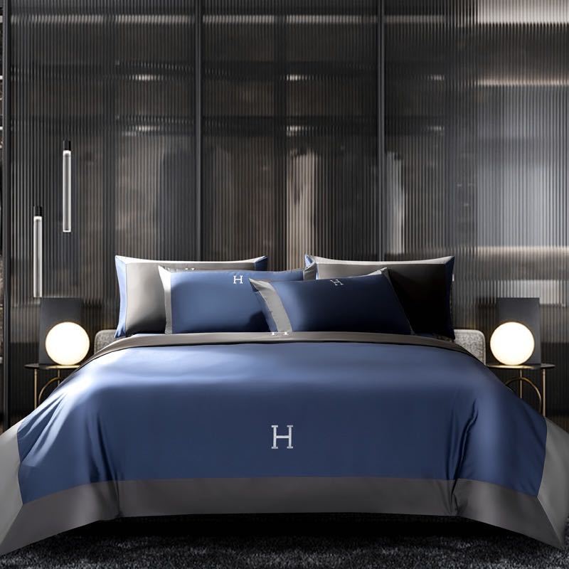 Luxe Divine Collection ~ Luxury Solid Color 60 Long-Staple Cotton Letter Embroidery Four-Piece Bedding Set