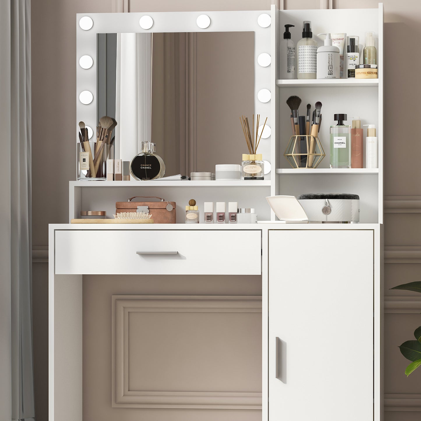 Luxe Divine Collection ~ White Make-up Vanity Table With Mirror And Lamp