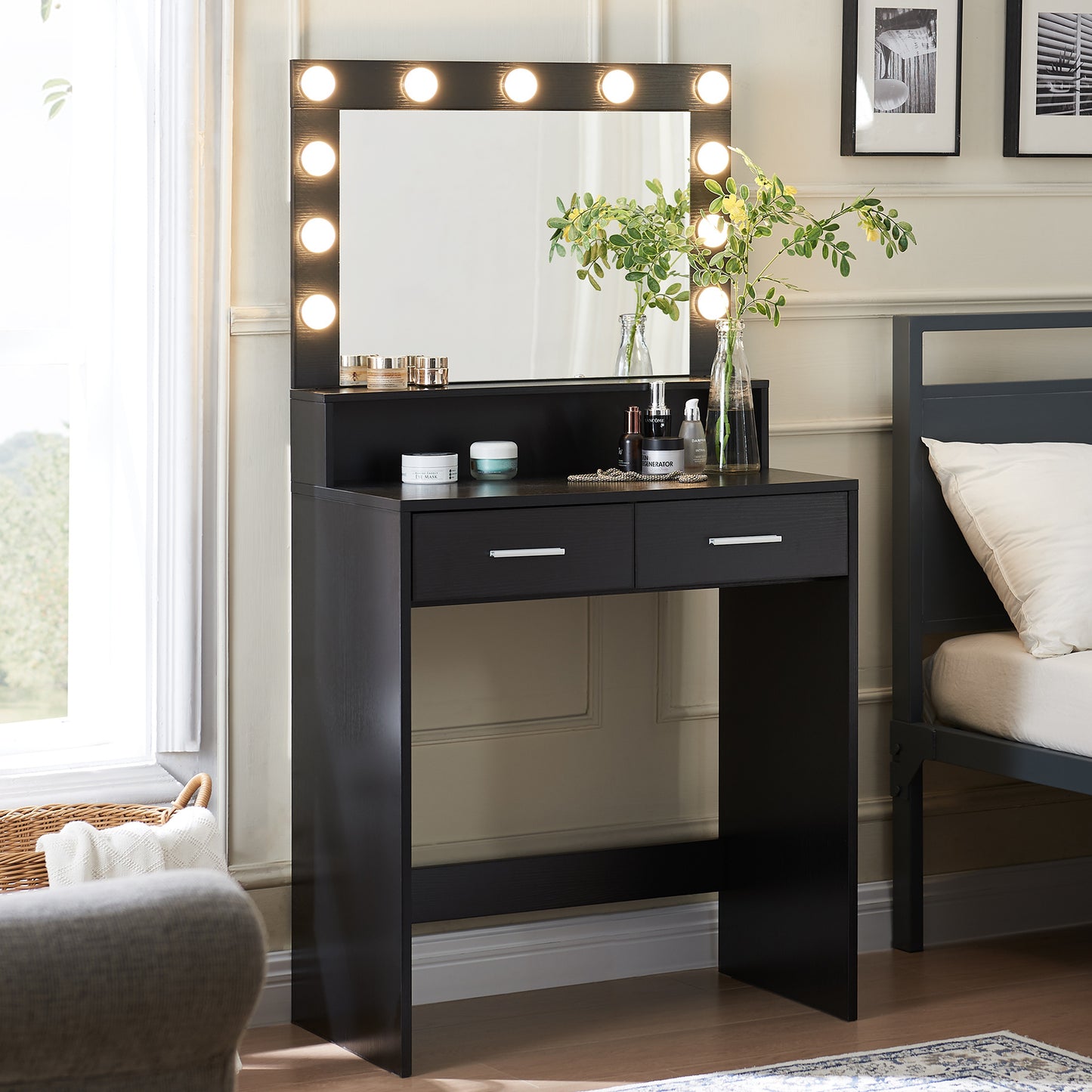 Luxe Divine Collection ~ Black Make-up Vanity Table With Mirror And Lamp