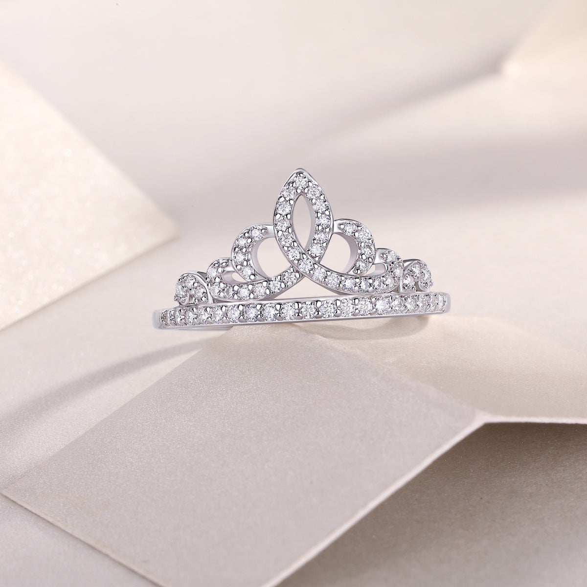 Luxe Divine Collection ~ Crown Diamond Ring Luxury And Stylish Moissanite Silver Ring