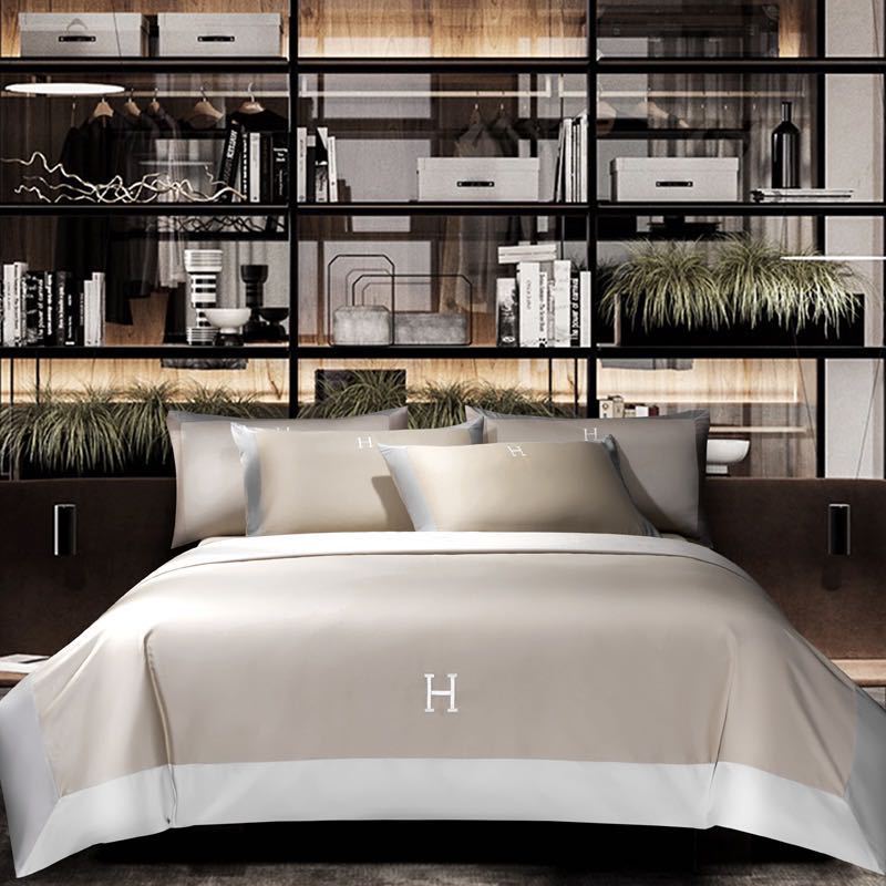 Luxe Divine Collection ~ Luxury Solid Color 60 Long-Staple Cotton Letter Embroidery Four-Piece Bedding Set